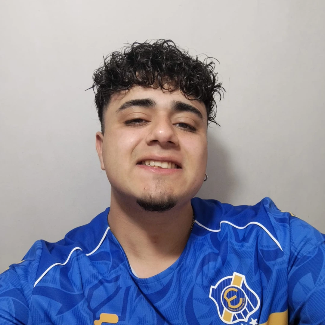 Alonso Aravena