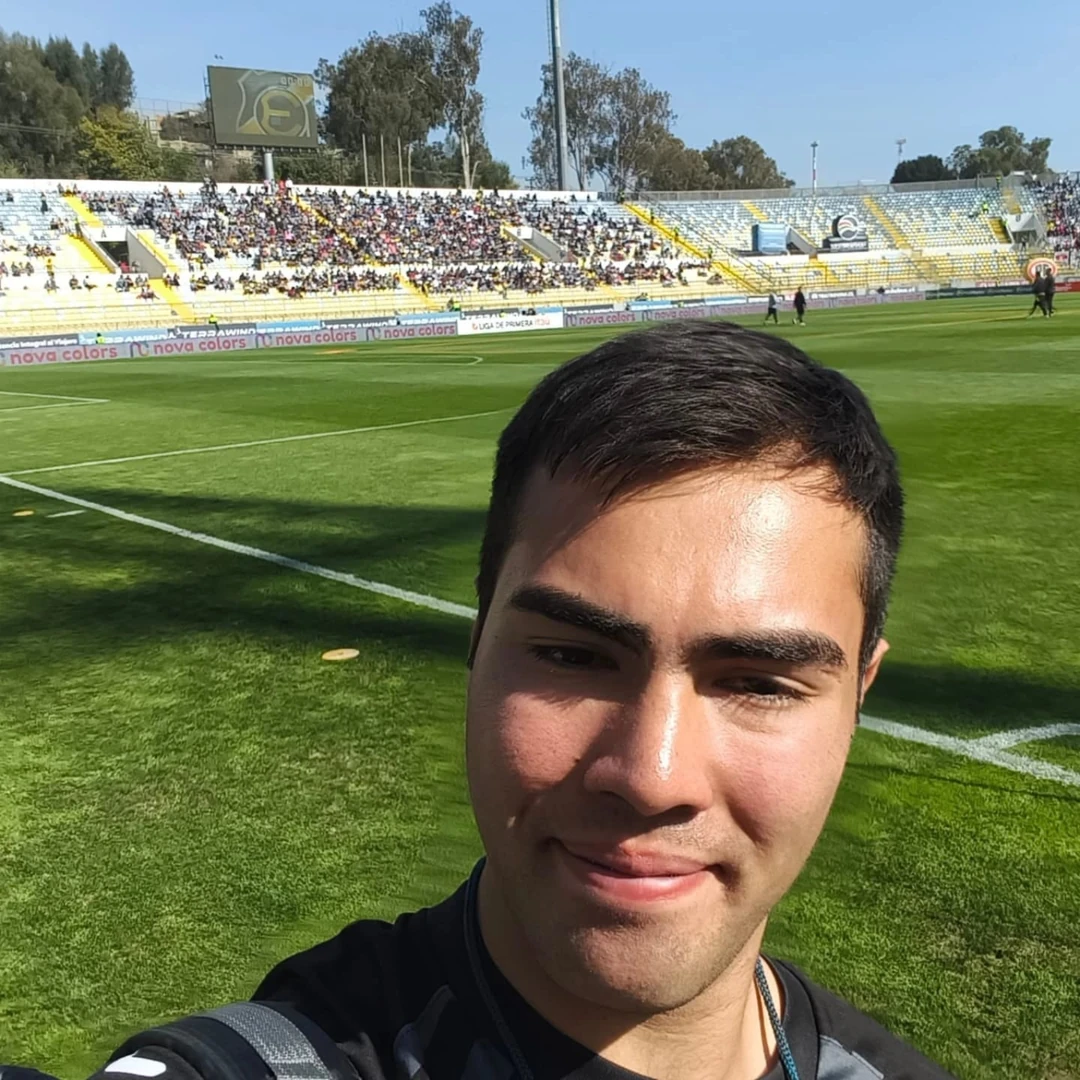Bastian Campos